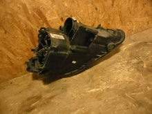 Laden Sie das Bild in den Galerie-Viewer, Frontscheinwerfer Seat Exeo 3R1941007D Xenon Links Scheinwerfer Headlight SCH3993211454yp
