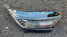 Laden Sie das Bild in den Galerie-Viewer, Frontscheinwerfer Honda Cr-V V Rechts Scheinwerfer Headlight SCH8864683741mt