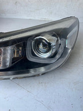 Laden Sie das Bild in den Galerie-Viewer, Frontscheinwerfer Kia Rio IV Stonic 92101-H8 LED Links Scheinwerfer Headlight