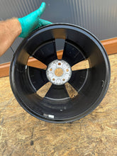 Load image into Gallery viewer, 1x Alufelge 18 Zoll 5C0601025AK VW Beetle Rim Wheel FEL3815231148sy