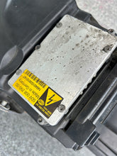 Laden Sie das Bild in den Galerie-Viewer, Frontscheinwerfer Audi A8 Xenon Links Scheinwerfer Headlight SCH2995213439kz