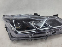 Laden Sie das Bild in den Galerie-Viewer, Frontscheinwerfer Toyota Corolla 8111002T3100 Rechts Scheinwerfer Headlight SCH5449466036bb