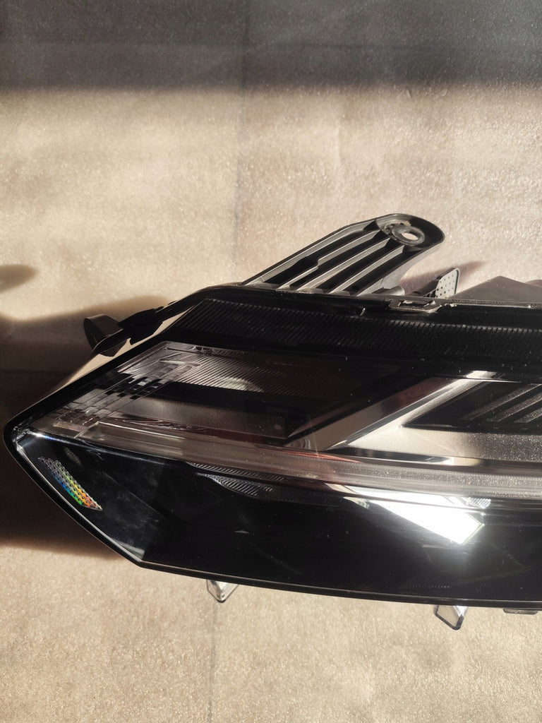 Frontscheinwerfer Dacia Sandero III 260606033R Links Scheinwerfer Headlight SCH3686931430zf
