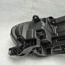 Laden Sie das Bild in den Galerie-Viewer, Frontscheinwerfer Renault Scenic 260105116R Rechts Scheinwerfer Headlight SCH8098321802vx
