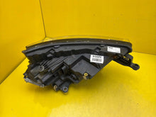 Laden Sie das Bild in den Galerie-Viewer, Frontscheinwerfer Skoda Kamiq 658941015D LED Links Scheinwerfer Headlight SCH6628731577vd