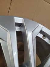 Load image into Gallery viewer, 1x Alufelge 18 Zoll 7.5" 5x112 29ET Glanz Silber 8W9601025B Audi A4 B9 Rim Wheel FEL7634565252cn