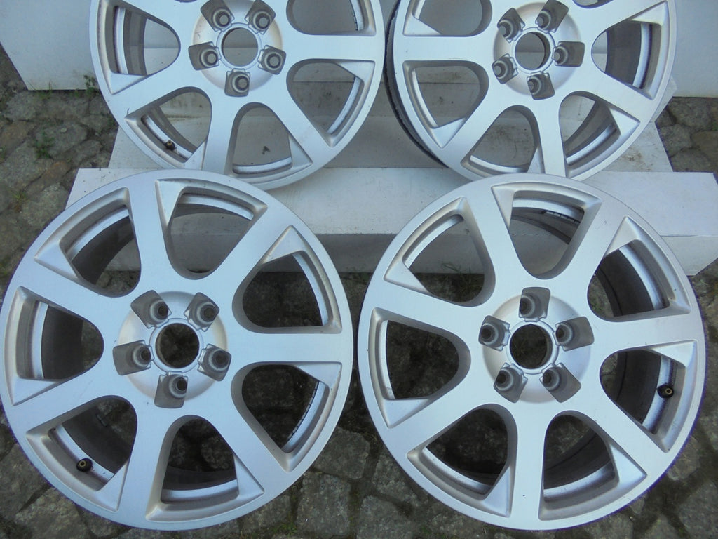 4x Alufelge 17 Zoll 7.0" 5x112 37ET Glanz Silber Audi Q5 Rim Wheel