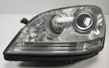 Laden Sie das Bild in den Galerie-Viewer, Frontscheinwerfer Mercedes-Benz W164 A1648204761 Links Scheinwerfer Headlight