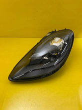 Laden Sie das Bild in den Galerie-Viewer, Frontscheinwerfer Porsche 718 Boxster Cayman 982 982941009D Xenon Links SCH6728995682lm