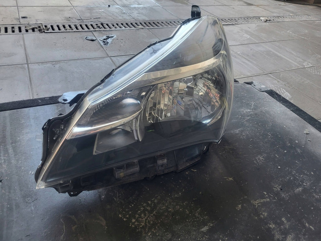 Frontscheinwerfer Toyota Yaris Links Scheinwerfer Headlight