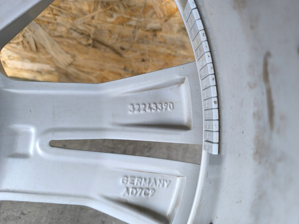 1x Alufelge 18 Zoll 8.0" 5x108 32243390 Volvo S60 V60 S90 V90 Rim Wheel FEL4515523628id
