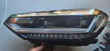 Load image into Gallery viewer, Frontscheinwerfer VW Touran 5TB941081A LED Links Scheinwerfer Headlight