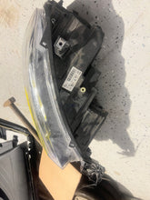 Load image into Gallery viewer, Frontscheinwerfer Toyota Proace 9835780580 73278215 Rechts Headlight