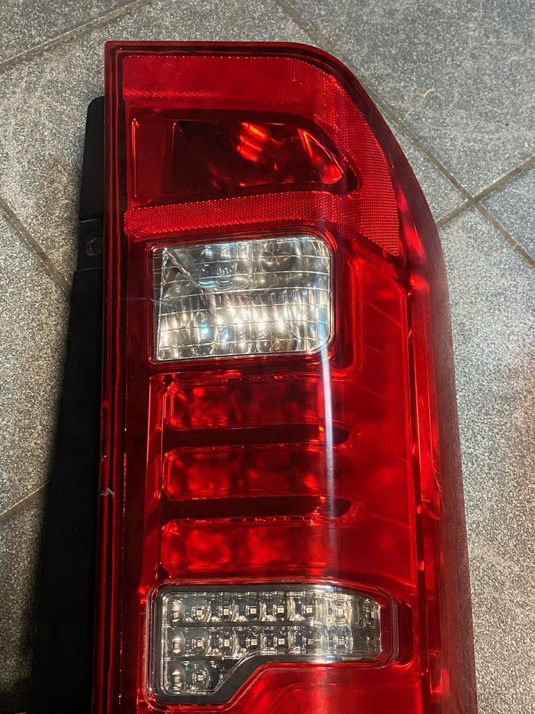 Rückleuchte Mercedes-Benz Mb A0008208564 Links Rearlight