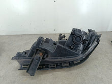 Laden Sie das Bild in den Galerie-Viewer, Frontscheinwerfer Honda Accord VII 08-317-1138R-X Rechts Scheinwerfer Headlight SCH3891872659tt