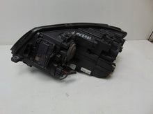 Load image into Gallery viewer, Frontscheinwerfer VW Touran 1T1941752E Xenon Rechts Scheinwerfer Headlight