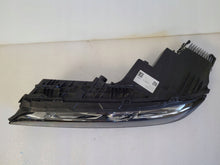 Load image into Gallery viewer, Frontscheinwerfer BMW 7 9879935 Vorderseite Scheinwerfer Headlight SCH3515114785sq