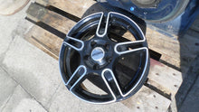 Laden Sie das Bild in den Galerie-Viewer, 1x Alufelge 16 Zoll 6.0&quot; 5x112 52P6605 Rim Wheel