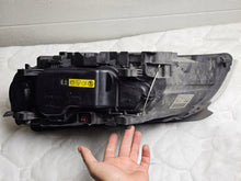 Laden Sie das Bild in den Galerie-Viewer, Frontscheinwerfer Volvo V70 S80 31214348 Xenon Rechts Scheinwerfer Headlight SCH5576136117ve