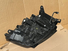 Laden Sie das Bild in den Galerie-Viewer, Frontscheinwerfer Skoda Enyaq 5LB941015 Links Scheinwerfer Headlight