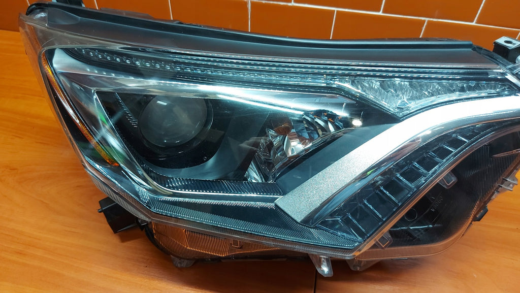 Frontscheinwerfer Toyota W3050 LED Rechts Scheinwerfer Headlight SCH1057704727vn