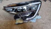 Laden Sie das Bild in den Galerie-Viewer, Frontscheinwerfer Renault Arkana 260602566R Links Scheinwerfer Headlight