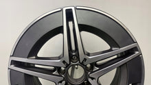 Laden Sie das Bild in den Galerie-Viewer, 1x Alufelge 18 Zoll 7.5" 5x112 40ET A2064011700 Mercedes-Benz Amg Rim Wheel FEL8106803685lv