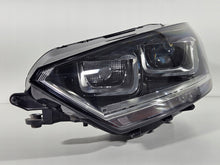 Load image into Gallery viewer, Frontscheinwerfer VW Golf Sportsvan 517941031B Xenon Links Headlight SCH1807969878cr