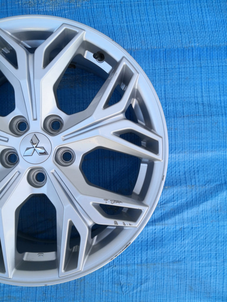 1x Alufelge 18 Zoll 7.0" 5x114.3 38ET MZ315060 Mercedes-Benz Outlander Rim Wheel FEL5305282528gc