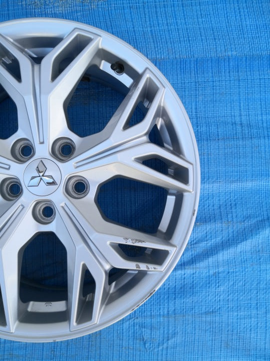1x Alufelge 18 Zoll 7.0" 5x114.3 38ET MZ315060 Mercedes-Benz Outlander I FEL5382009635ro