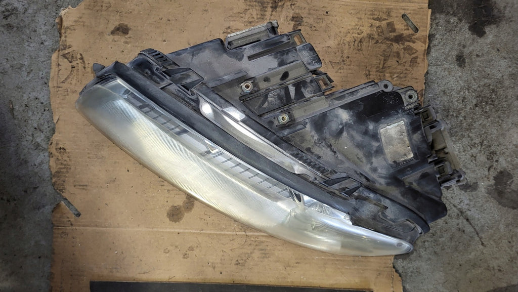 Frontscheinwerfer Audi A8 02-04R Xenon Ein Stück (Rechts oder Links) Headlight