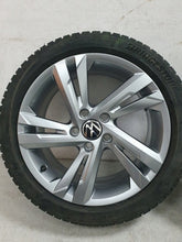Laden Sie das Bild in den Galerie-Viewer, 1x Alufelge 17 Zoll 7.5" 5x112 51ET Glanz Silber 5H0601025AF VW Golf Viii FEL3946983461jj