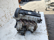 Laden Sie das Bild in den Galerie-Viewer, Motor VW Golf I CGGA 1.4 80PS 59kW 98TKm 2011 Benzin Engine Komplett MOT5214488425mb