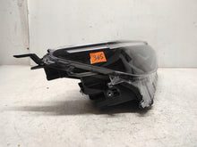 Load image into Gallery viewer, Frontscheinwerfer Toyota Yaris Cross Rechts Scheinwerfer Headlight SCH7421623725gq