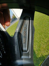 Load image into Gallery viewer, 1x Alufelge 20 Zoll 8.0" 5x112 50ET Glanz Schwarz 8008622 BMW X2 F39 Rim Wheel FEL7401686604nk