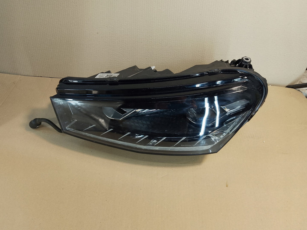 Frontscheinwerfer Skoda Fabia IV 6VB941015A FALSE Scheinwerfer Headlight SCH9626082748qx