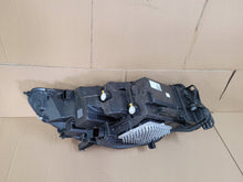 Laden Sie das Bild in den Galerie-Viewer, Frontscheinwerfer Land Rover Range I Sport Discovery MK72-13W030-EB Links SCH5749061423yh