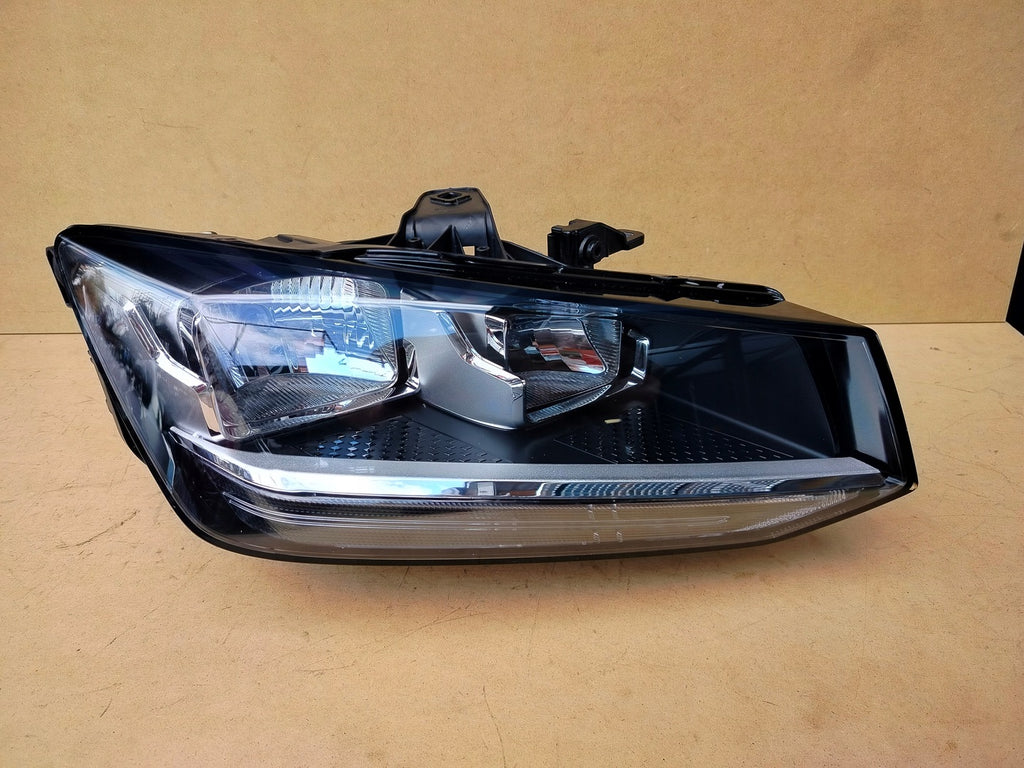 Frontscheinwerfer Audi Q2 81A941004 Rechts Scheinwerfer Headlight