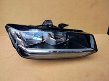 Laden Sie das Bild in den Galerie-Viewer, Frontscheinwerfer Audi Q2 81A941004 Rechts Scheinwerfer Headlight