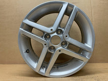 Load image into Gallery viewer, 1x Alufelge 15 Zoll 5.5&quot; 4x100 A4534016101, 403005577R Mercedes-Benz Rim Wheel