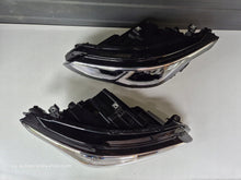 Load image into Gallery viewer, Frontscheinwerfer VW Golf VIII 5H1941005 5H1941006 LED Ein Satz Headlight SCH8418412342ps