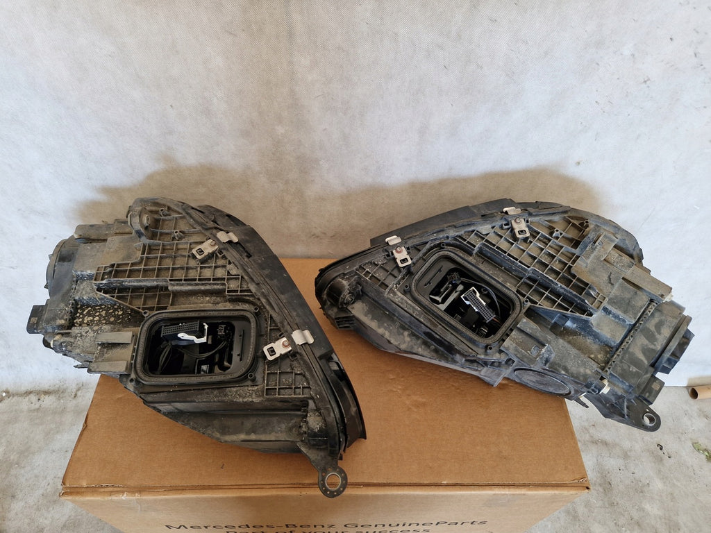 Frontscheinwerfer Mercedes-Benz Gla A1679066706 A1679066606 LED Ein Satz SCH9739351282jv
