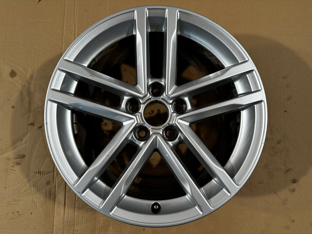 1x Alufelge 17 Zoll 8.5" 5x112 50ET 8S0601025A Audi Tt Rim Wheel