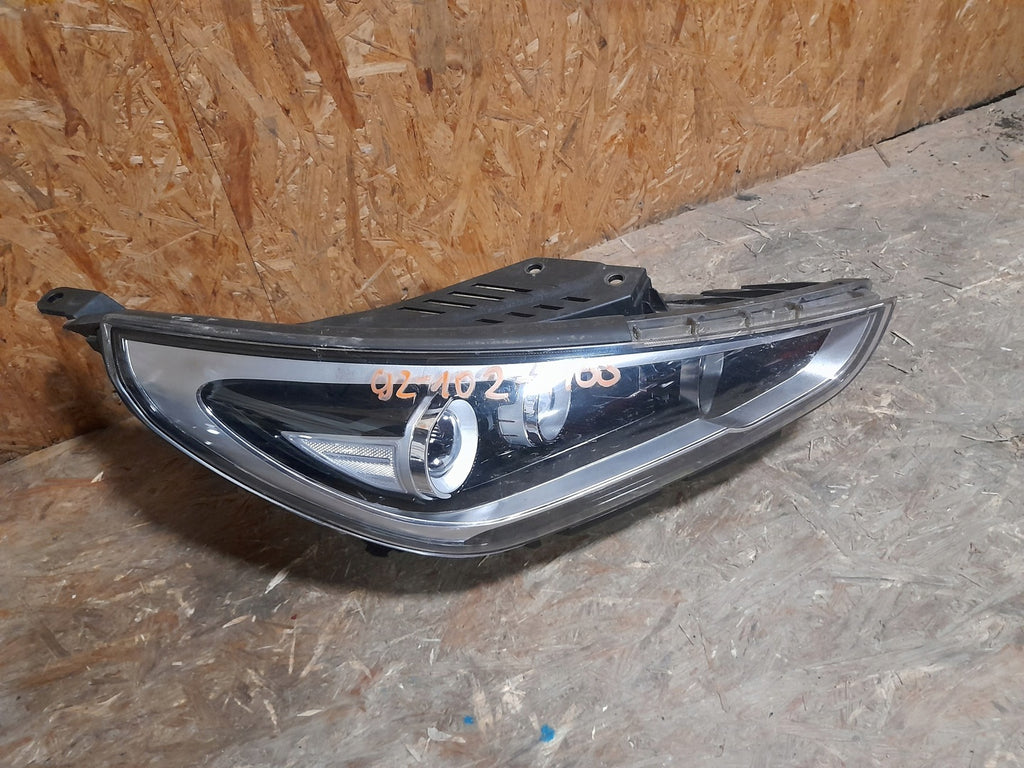 Frontscheinwerfer Hyundai I30 92102-4100 LED Rechts Scheinwerfer Headlight