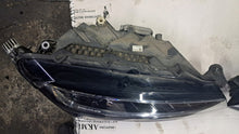 Laden Sie das Bild in den Galerie-Viewer, Frontscheinwerfer Skoda Superb III 3V1941015D 3V1941016D LED Ein Satz Headlight SCH8945335081od