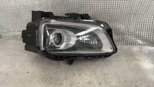 Laden Sie das Bild in den Galerie-Viewer, Frontscheinwerfer Hyundai Kona 92102-J9100 Full LED Rechts Headlight SCH8027533337sl