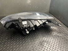 Laden Sie das Bild in den Galerie-Viewer, Frontscheinwerfer Fiat Doblo 521094560 Rechts Scheinwerfer Headlight SCH2353357901cz