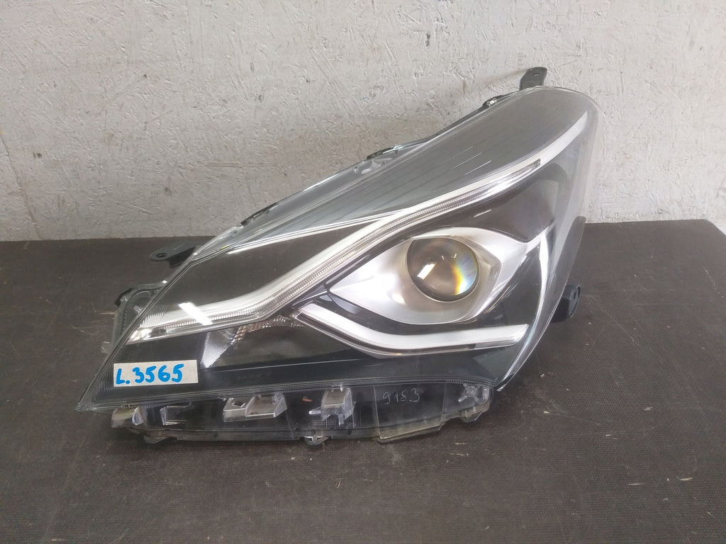 Frontscheinwerfer Toyota Yaris LED Links Scheinwerfer Headlight