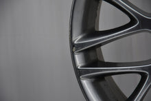 Laden Sie das Bild in den Galerie-Viewer, 1x Alufelge 18 Zoll 8.0&quot; 5x114.3 45ET Toyota Rim Wheel