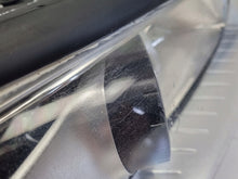 Load image into Gallery viewer, Frontscheinwerfer Volvo S80 V70 III 8635076 Xenon Rechts Scheinwerfer Headlight SCH3133699298tw